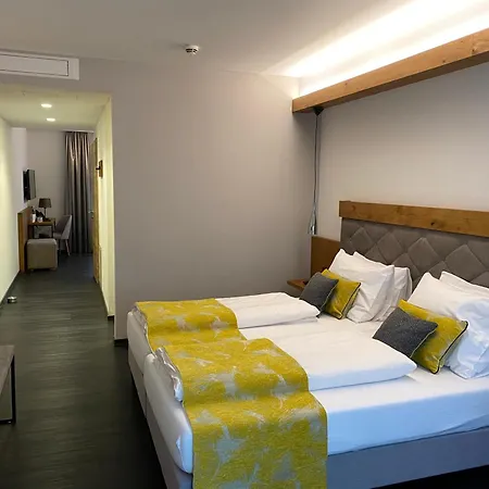 Poeltnerhof ホテル 3*