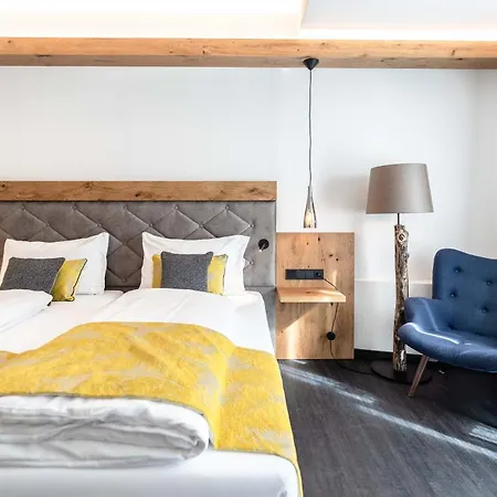 ホテル Poeltnerhof ヴァイルハイム・イン・オーバーバイエルン