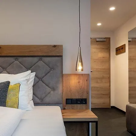 Poeltnerhof 3* ヴァイルハイム・イン・オーバーバイエルン