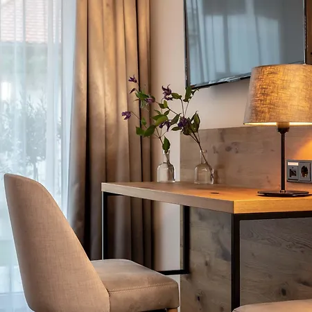 Poeltnerhof ホテル